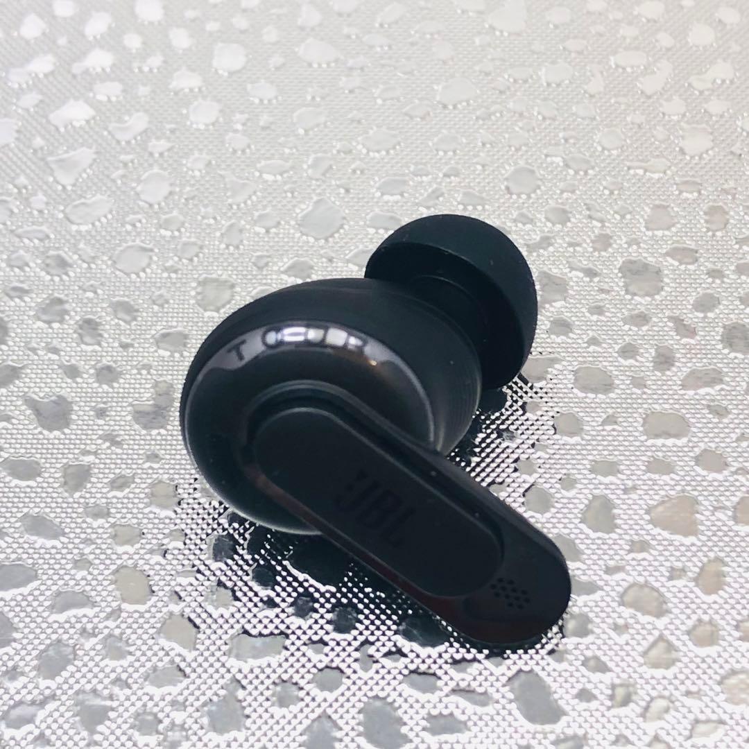 【美品】JBL Tour Pro 3 ブラック