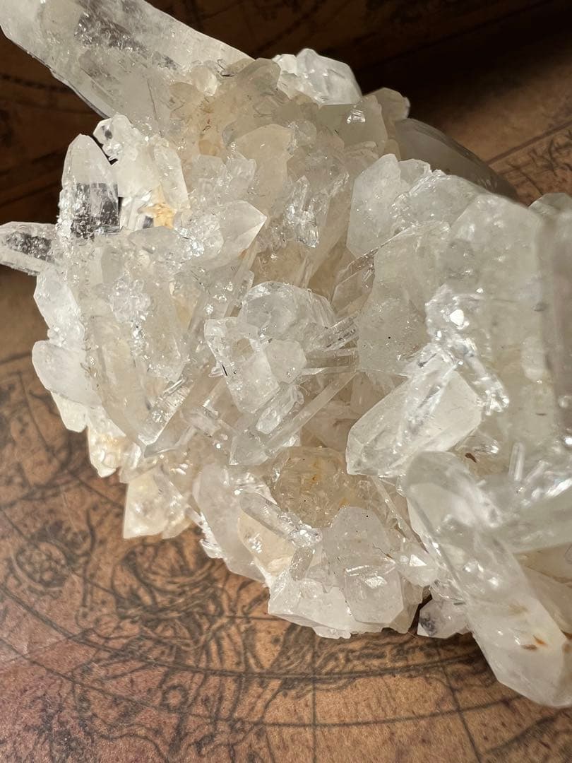 龍脈の精髄 宮崎県産水晶クラスター 龍脈と癒しの光※保護猫活動支援