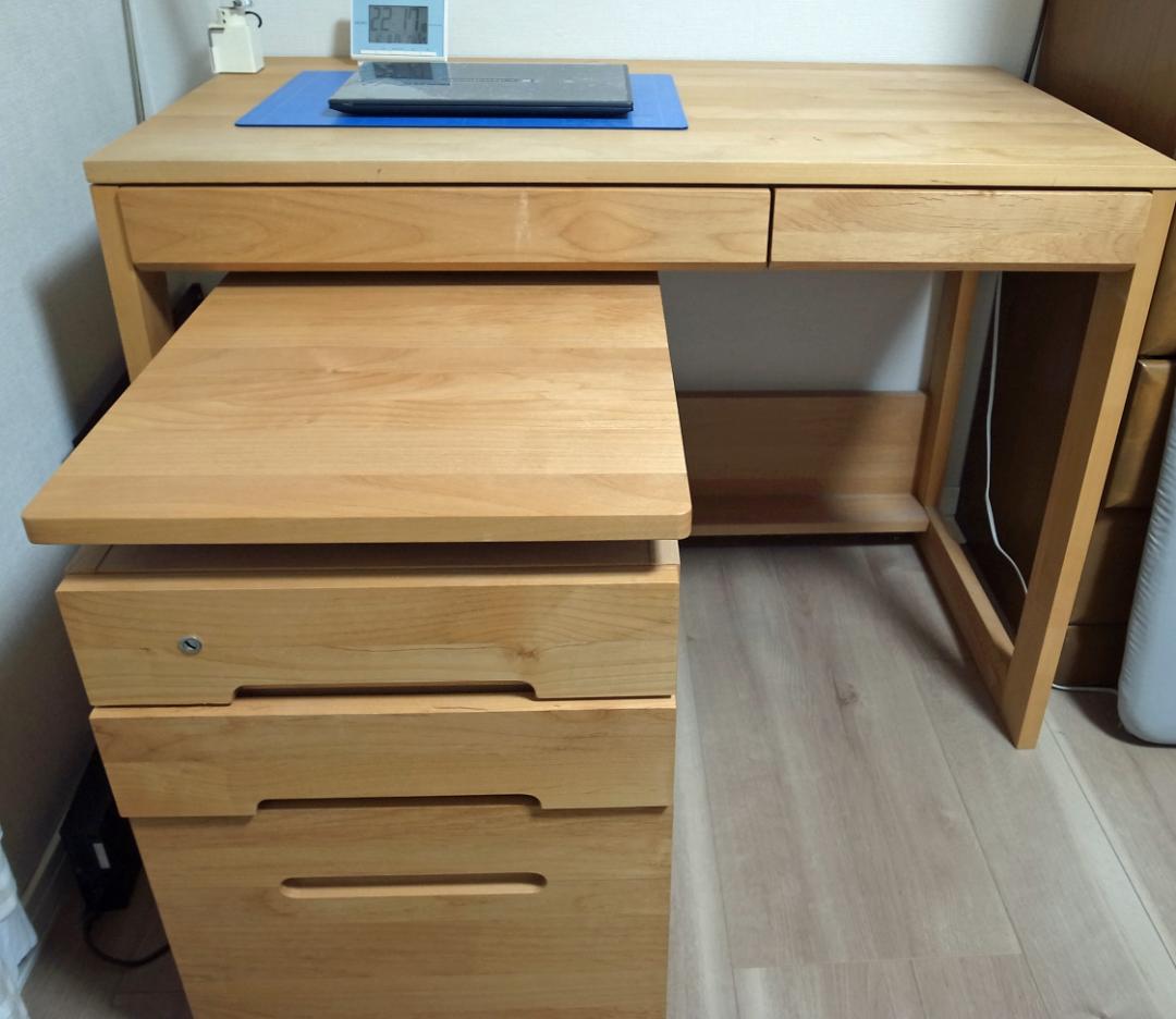 大人になっても使える学習机　堀田木工所　木目調　別出品で昇降式ワゴンあり