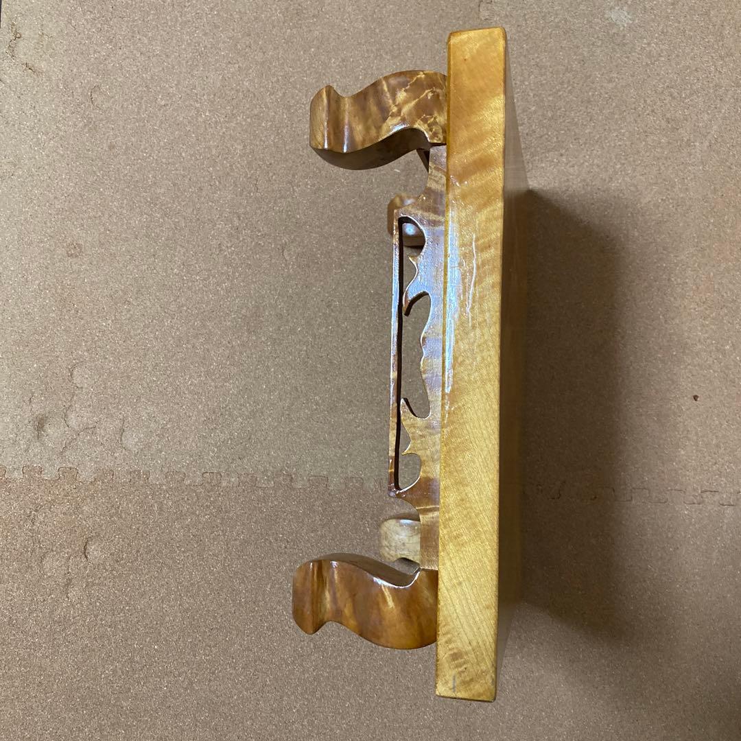 特上品　天然木　金色に輝く桑の木の花器台　盆栽台　木工品　工芸品　花台　置物台