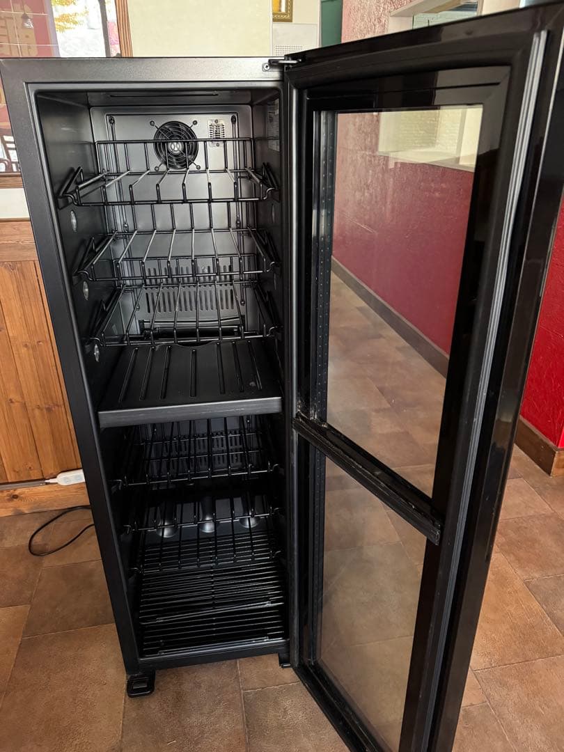 【美品ワインセラー】上下2室個別温度設定フォルスタージャパFJN-105G BK