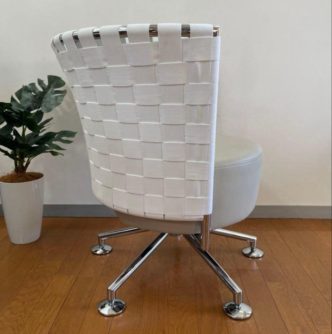 ドイツ　COR コア　サーコ　ラウンジチェア② 本革　モダン　39万〜　美品