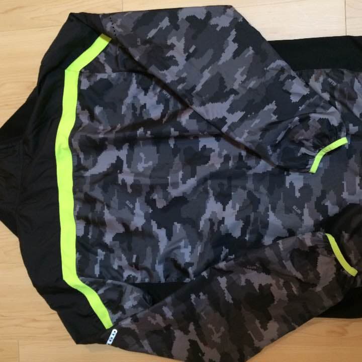 ウエイトトレーニング NIKE NFTB