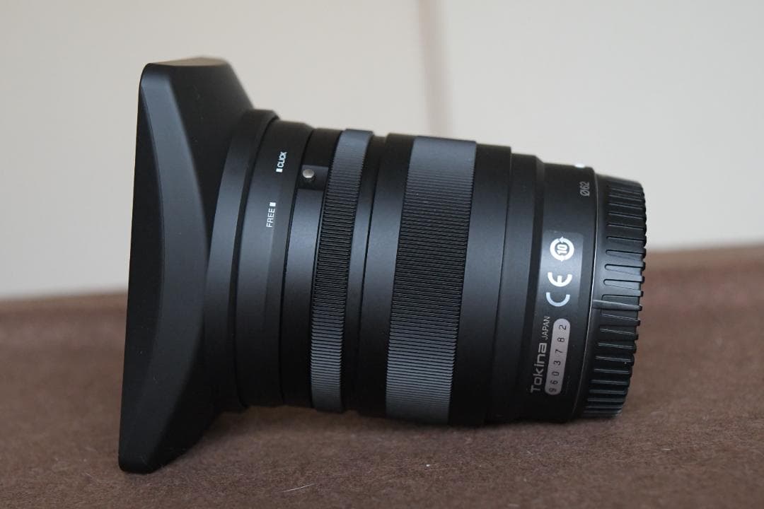 美品 TOKINA FiRIN 20mm F2 FE MF SONY Eマウント