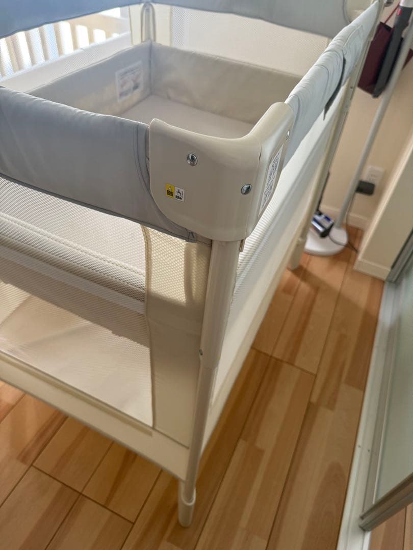 アップリカ ココネルエアー AB ベビーベッド