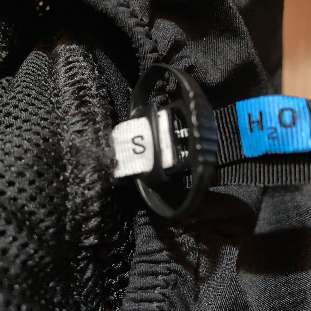 SALOMON ADV SKIN 12 バックパック ブラック