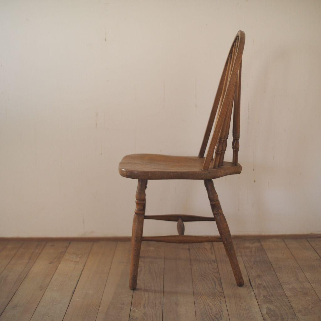 木製スピンドルバックチェア 秋田木工 古道具 味わい