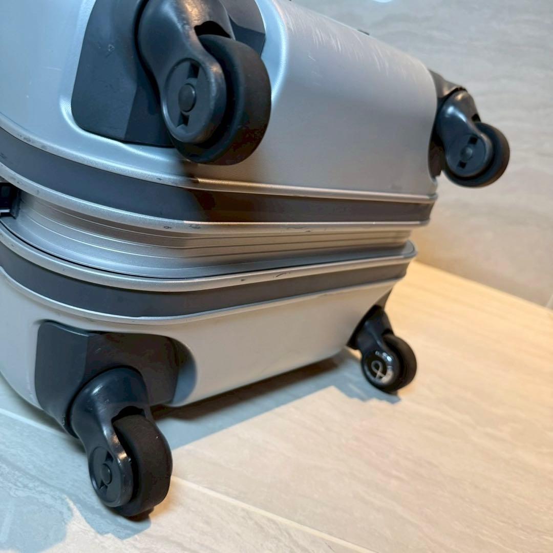 プロテカ　エキノックスライトU キャリーケース　シルバー　34L