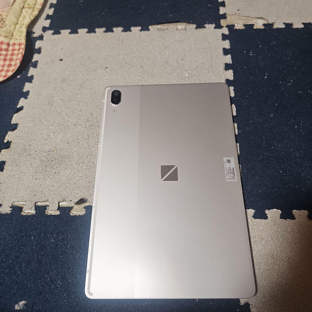 Liveタブ中古Android本体 シルバー スタイラスペン付き