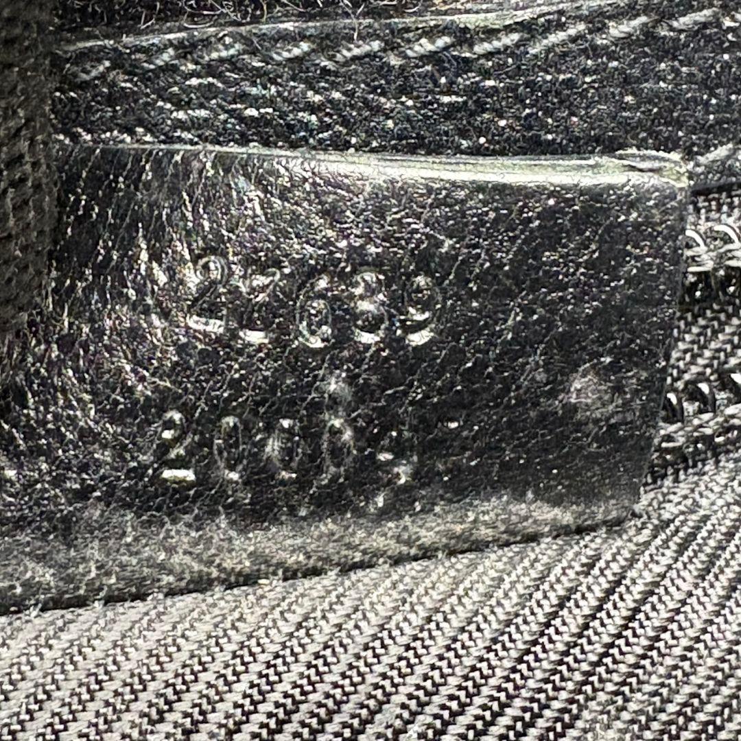 021 極美品 GUCCI ショルダーバッグ 斜めがけ 黒 GG柄 xup5