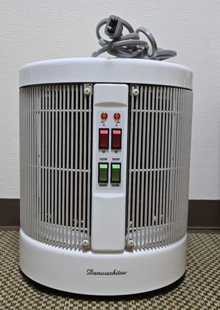 暖話室 1000型 DAN1000-R16 遠赤外線パネルヒーター2021年購入