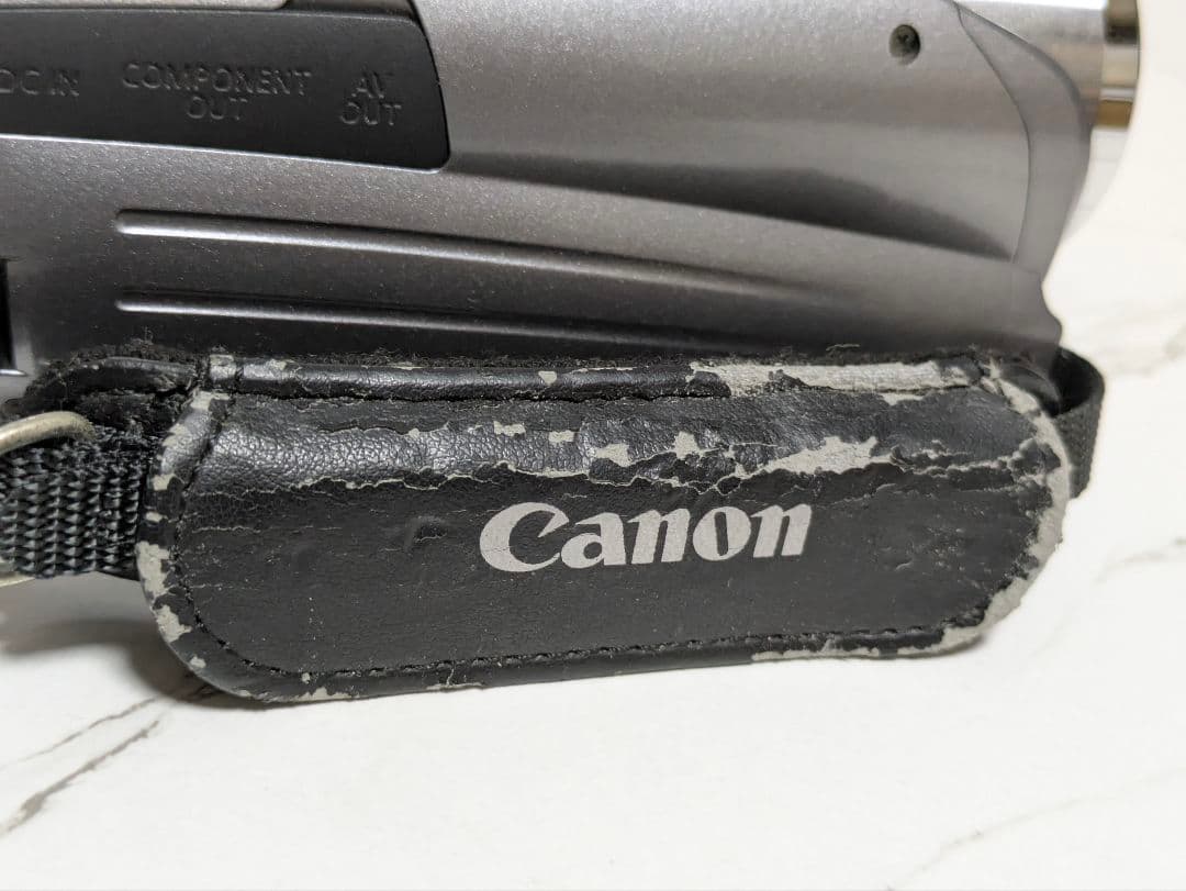 Canon　iVIS HF R21