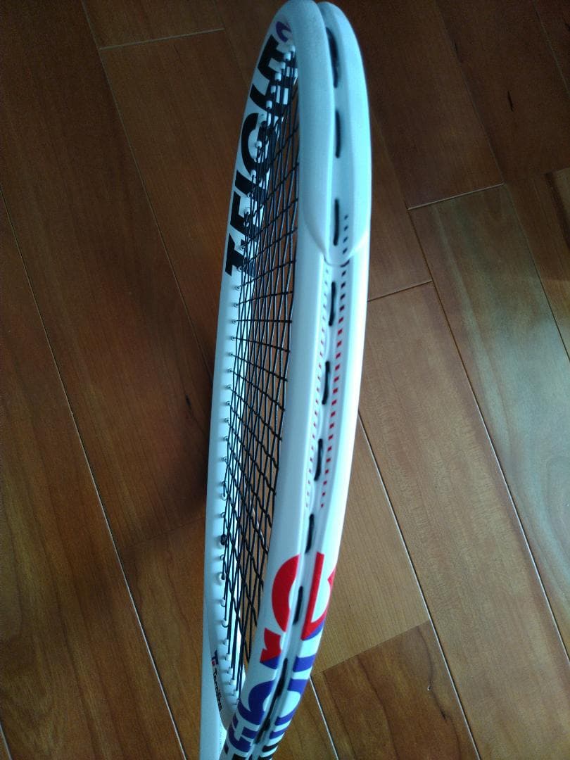 T-FIGHT 280 テニスラケット ホワイト