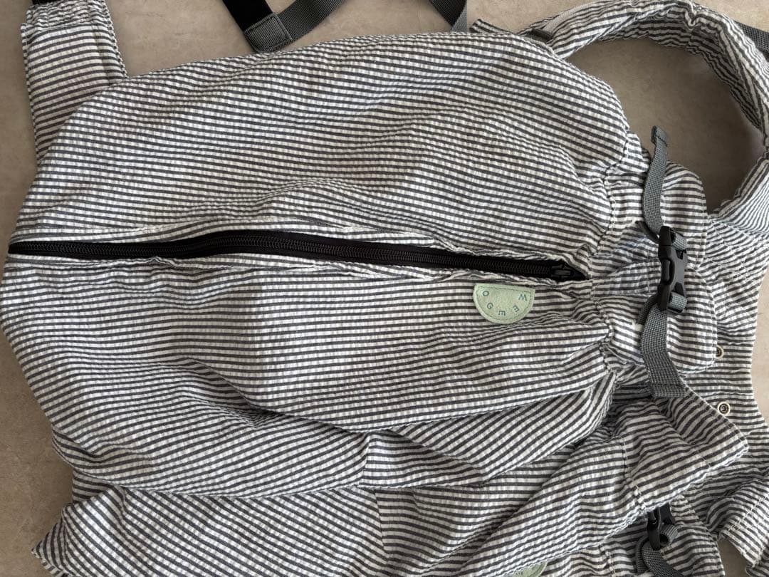 ウィーゴツイン　双子用　ストライプ　抱っこ紐・おんぶ紐