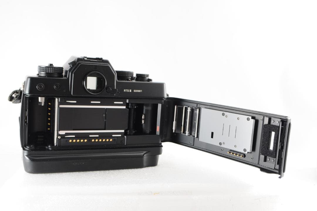 CONTAX RTS III フィルムカメラボディー（整備品）
