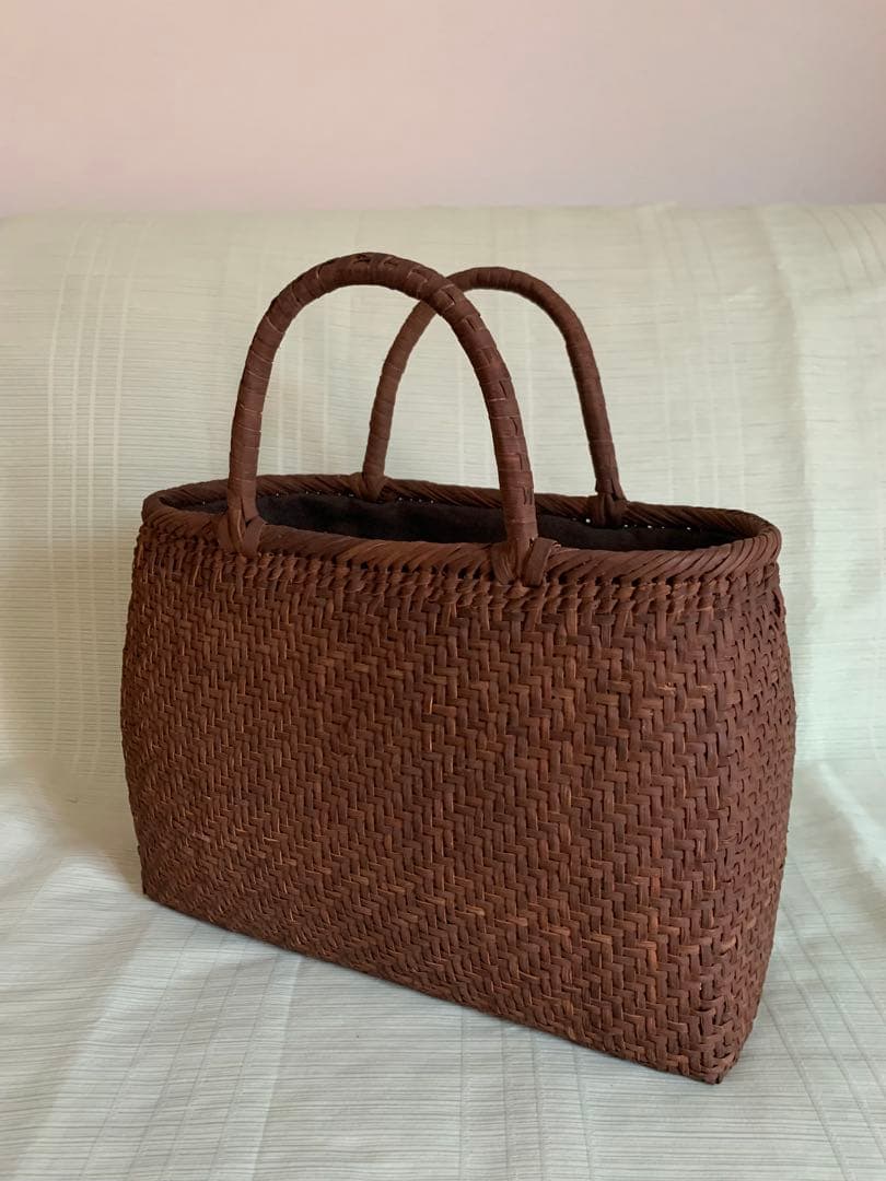 新品 長野産　極細3ミリ一番　柿渋2本飛び網代編み　山葡萄籠バッグ　サイズL