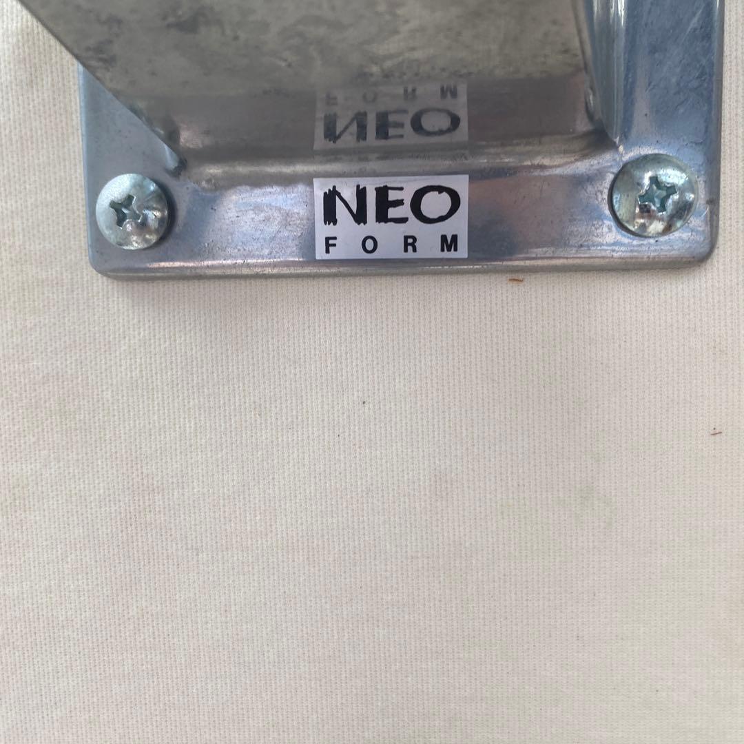 ホワイト　オーバル　オットマン　合皮　店舗　展示場　おしゃれ　モダン