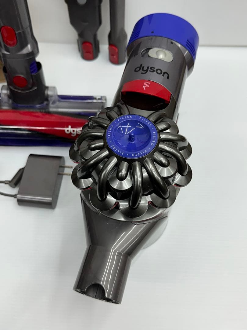 美品　ダイソン　掃除機　SV11 v7 slim 動作保証品　新品バッテリー付き