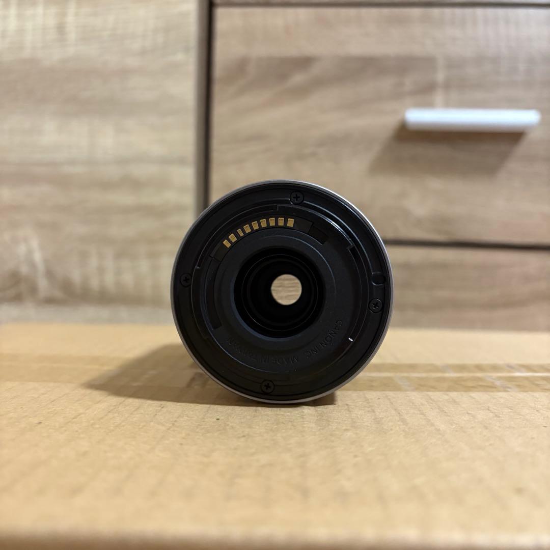 Canon EOS Kiss M2 ホワイト　ダブルズームキット