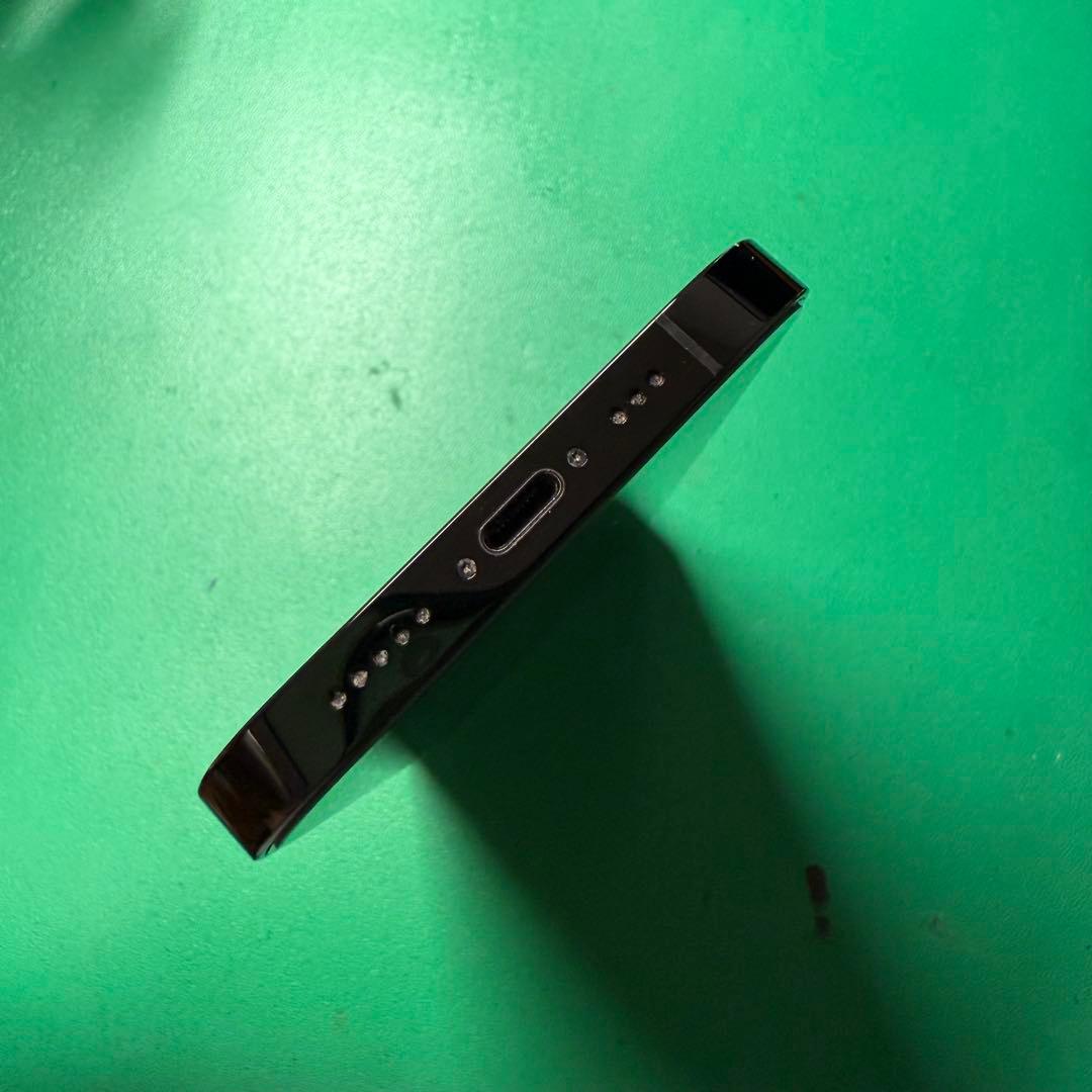 iPhone14Pro スペースブラックSIMフリー　CASETiFYケース付き