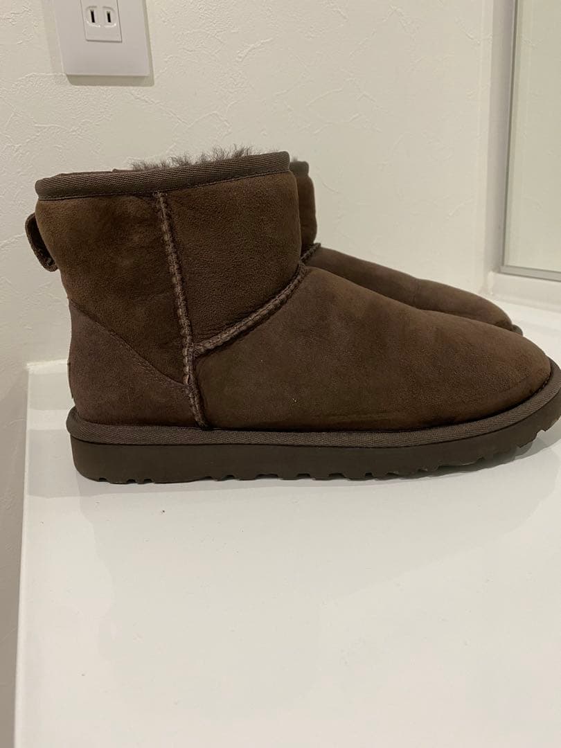 【極美品】UGG ブラウン ショートブーツ