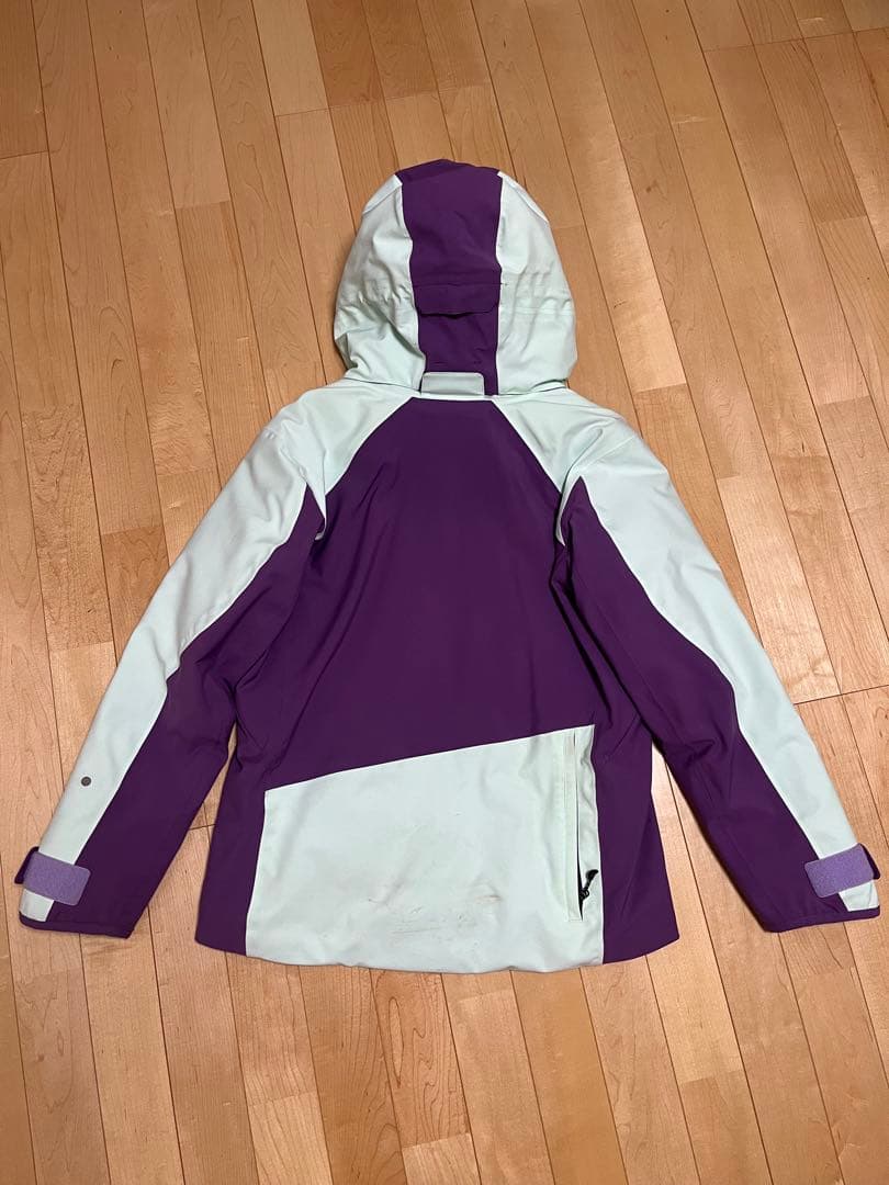 【ON-YO-NE オンヨネ】スキーウェア 2023-24モデル　上S下M