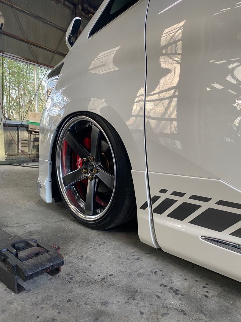 フロントのみ　イデアル、エアサス、アルファード、ベェルファイア