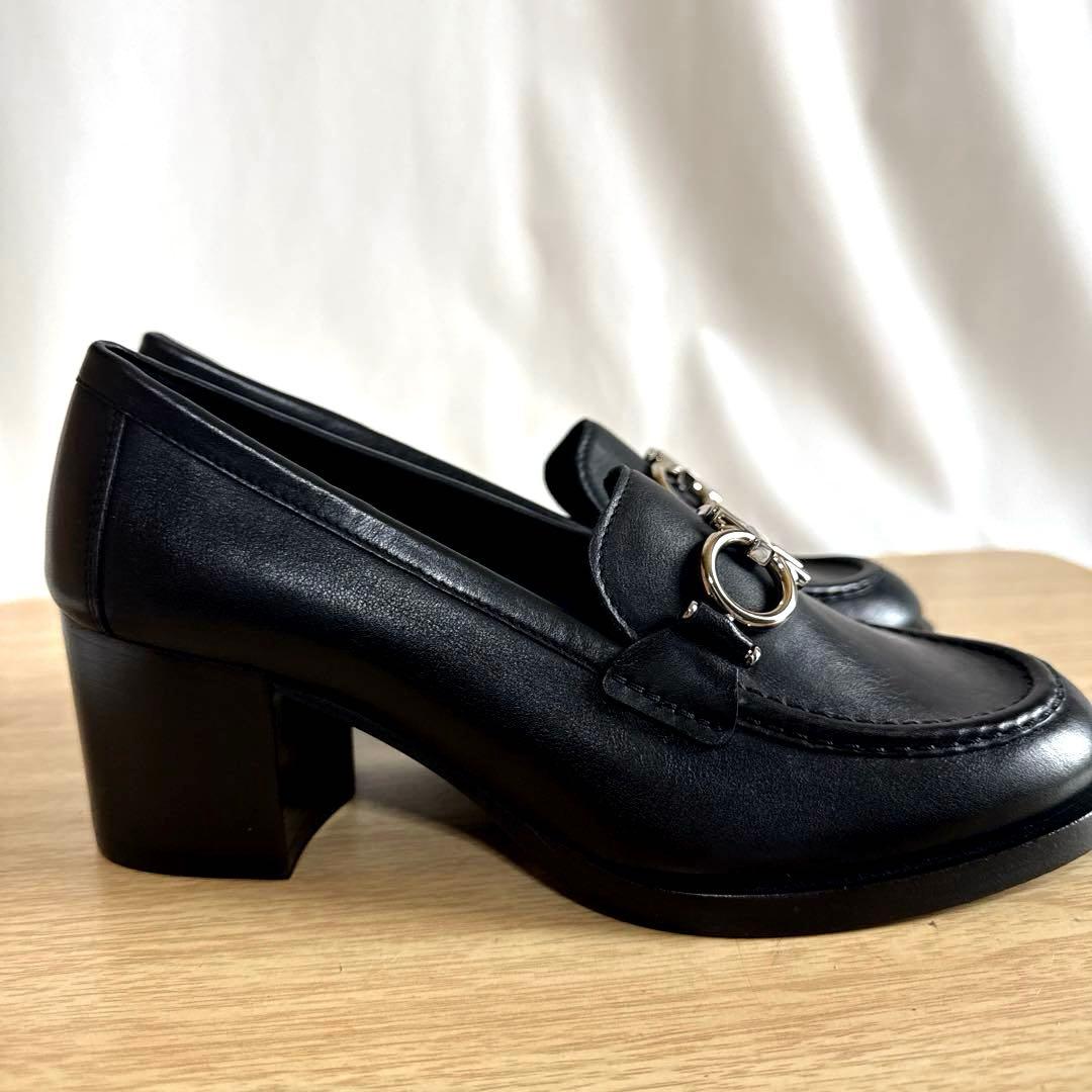 【未使用】Salvatore Ferragamoフェラガモ ガンチーニローファー