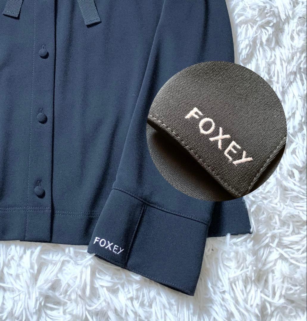 未使用級✨フォクシーニューヨーク LADY BOW カーディガン 袖ロゴ