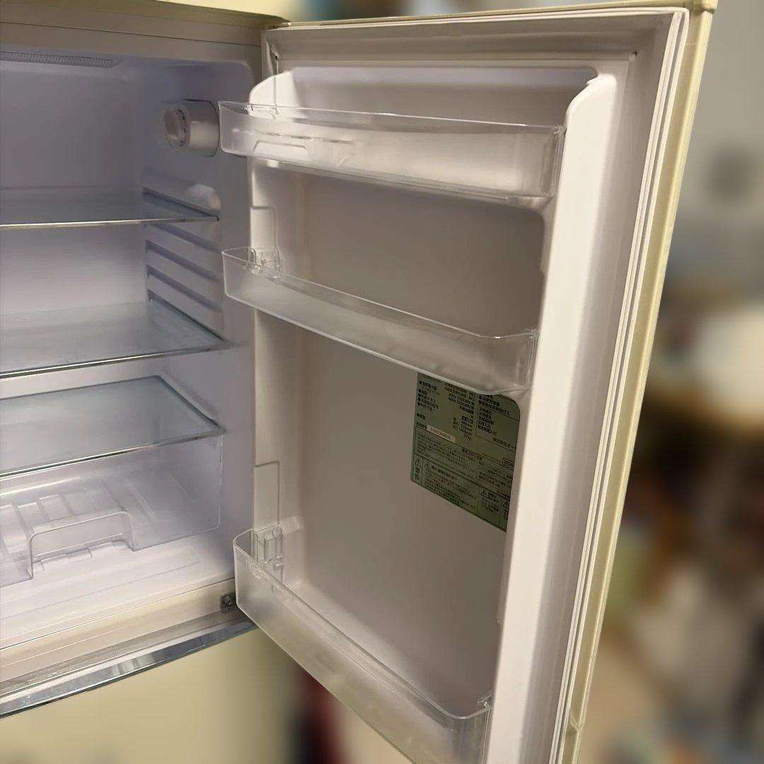 アイリスオーヤマ　レトロ冷凍冷蔵庫 130L　2024年式 PRR-142D