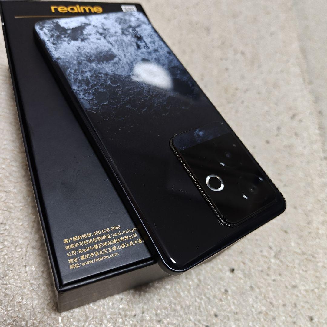 Realme GT6 中国版 12/256 Snapdragon 8 Gen 3