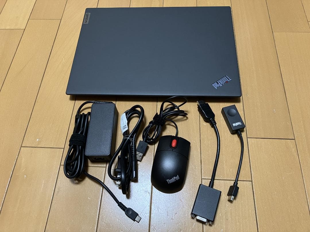 【美品】ThinkPad X13 Gen3 i5-1235U 16GB