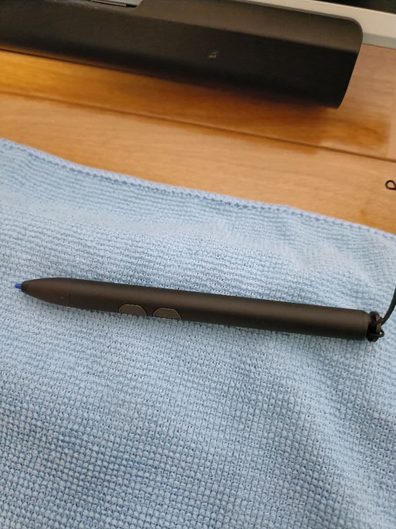 Windows タブレットPC　富士通FMV