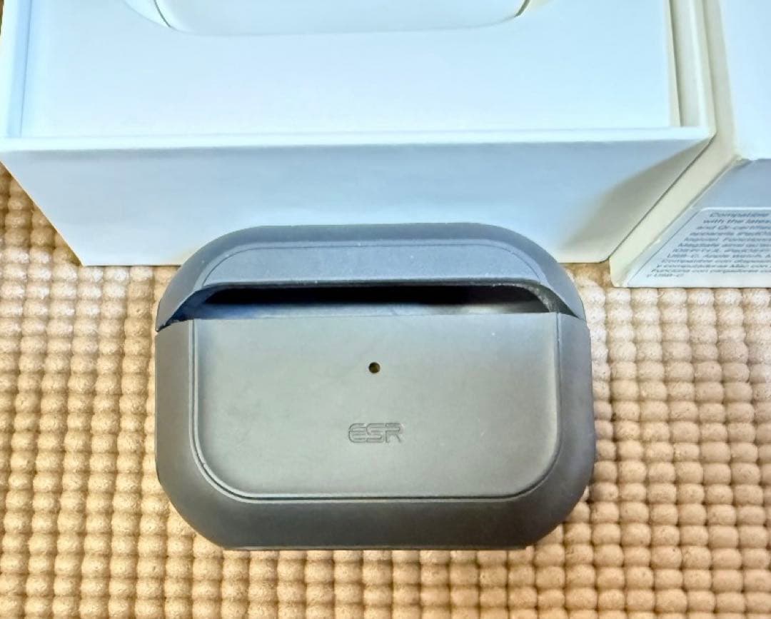 AirPods Pro2 本体 ​​​​MagSafe充電ケース（USB-C）
