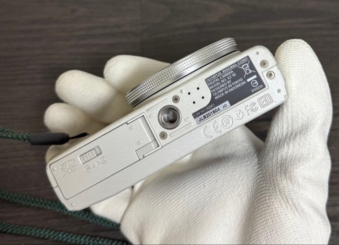 OLYMPUS STYLUS XZ-10 コンパクトデジタルカメラ