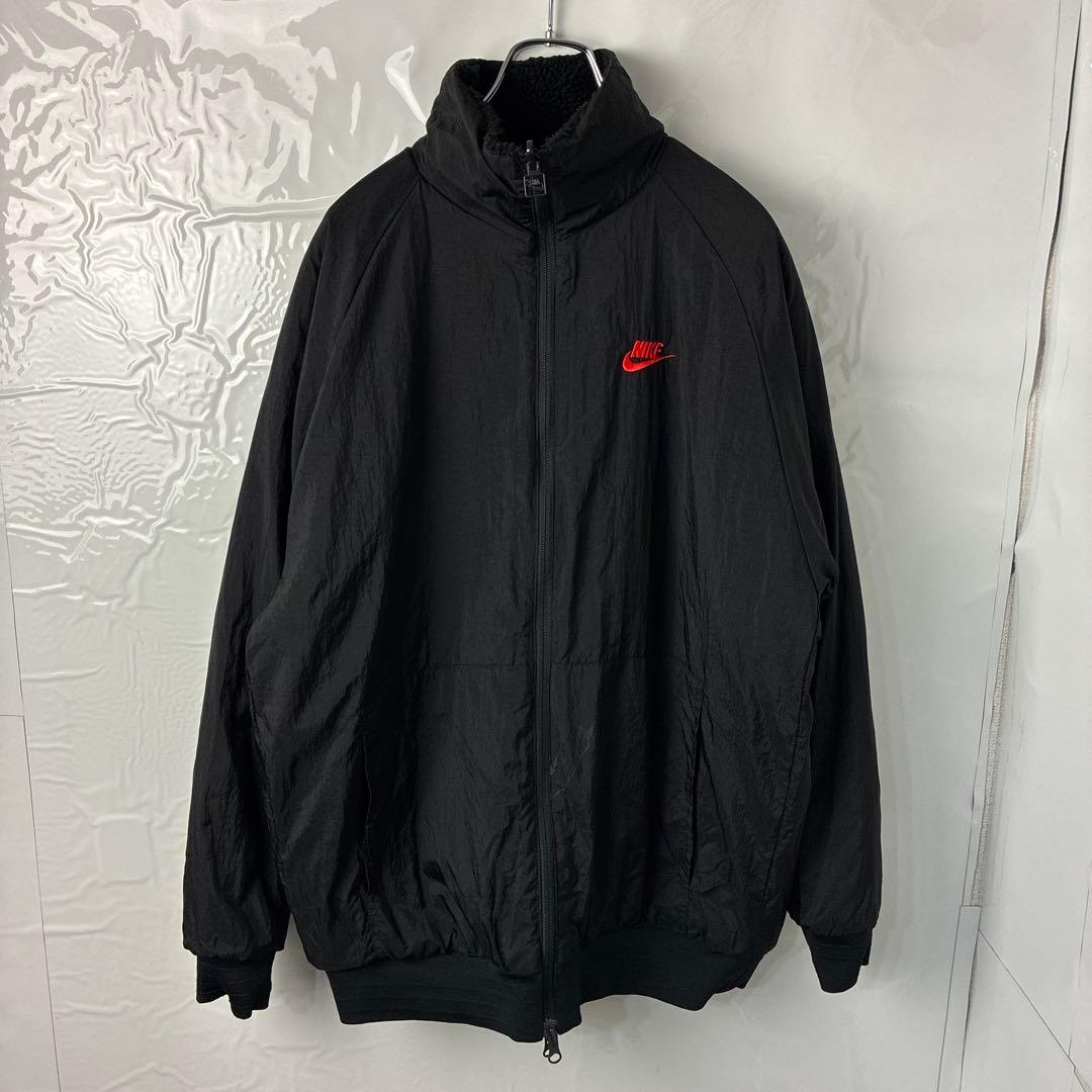 NIKEナイキ　リバーシブル　ナイロンジャケット　フリース　刺繍ロゴ　ブラック赤