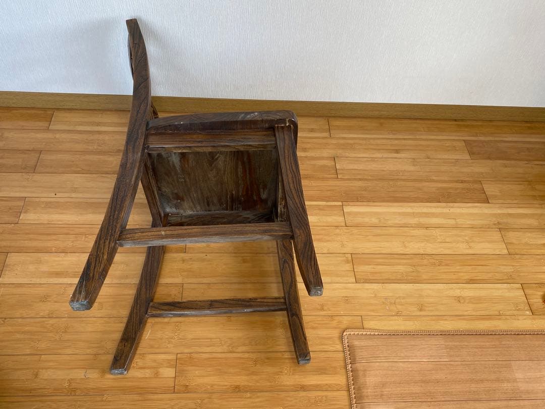 古民具　アンティーク ヴィンテージ 古い木製椅子になります。