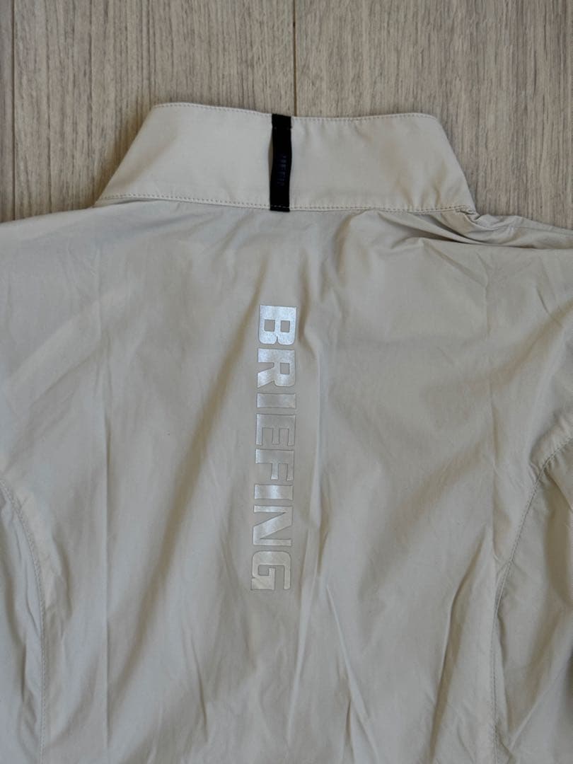 ブリーフィングゴルフ 【撥水ストレッチ】スタンドネックシャカブルゾン　美品