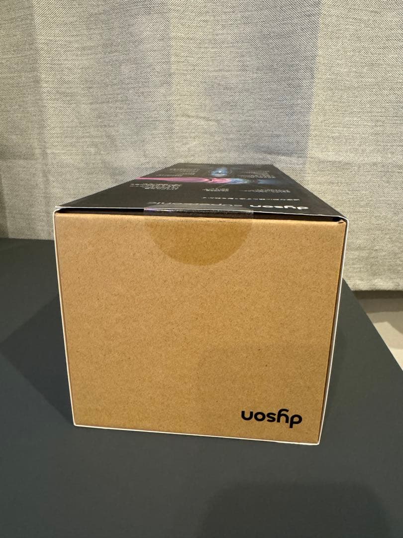 Dyson Supersonic ヘアドライヤー HD08ULFBBNENT