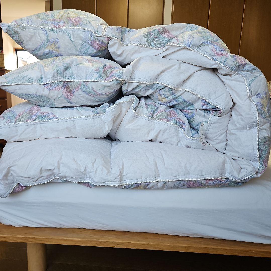 ホワイトグース羽毛掛布団　セミダブル