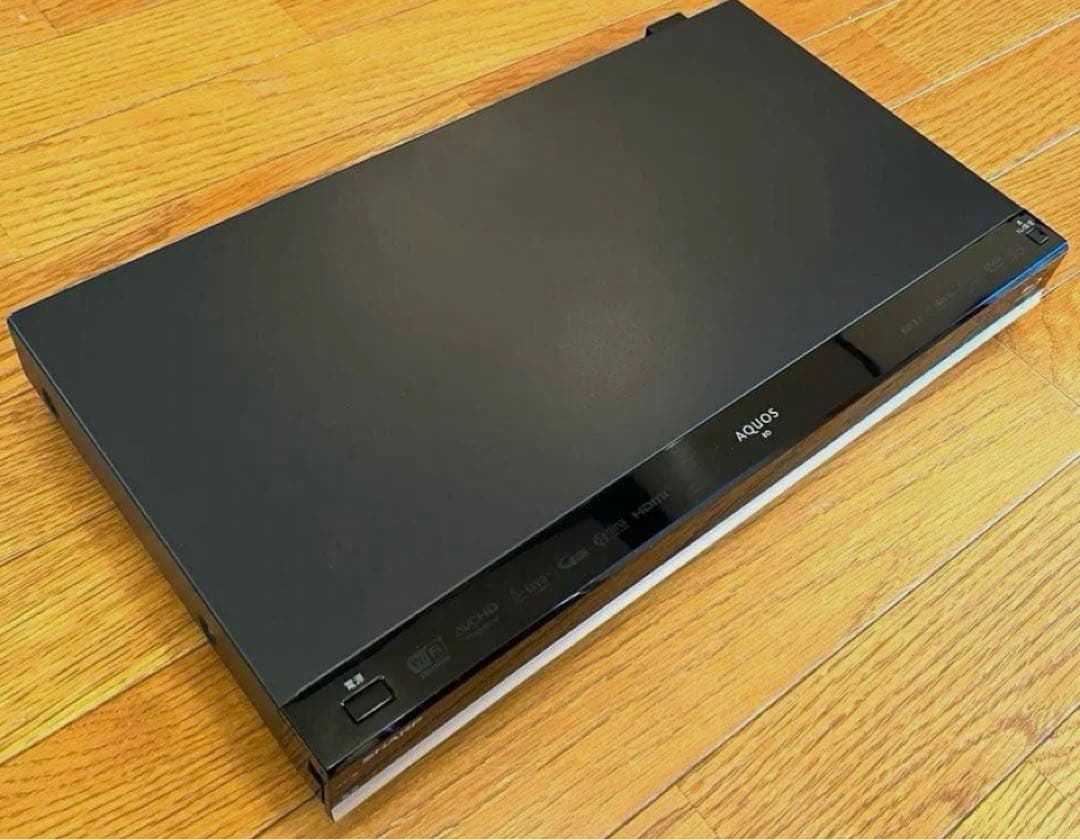 3番組同時録画 SHARPブルーレイレコーダーBD-T1700 動作良好品
