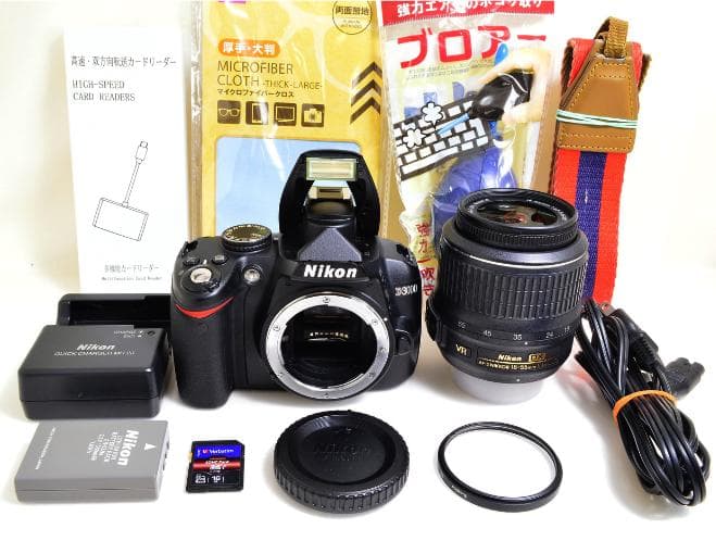 ♡Nikon D3000♡初心者安心♡スマホに転送♡付属品多数♡最初の一眼レフ♡