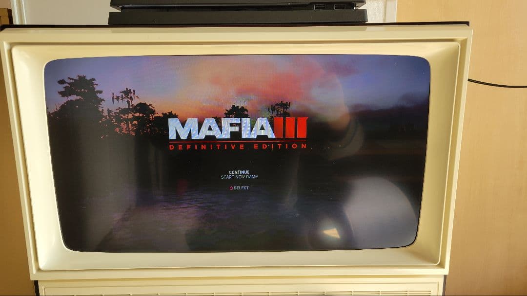 ドウシシャ　レトロ　液晶テレビ　VT203-BR