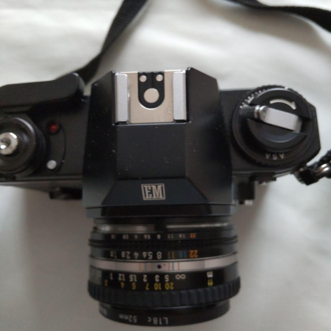 Nikon EM フィルムカメラ 50mmレンズ付き