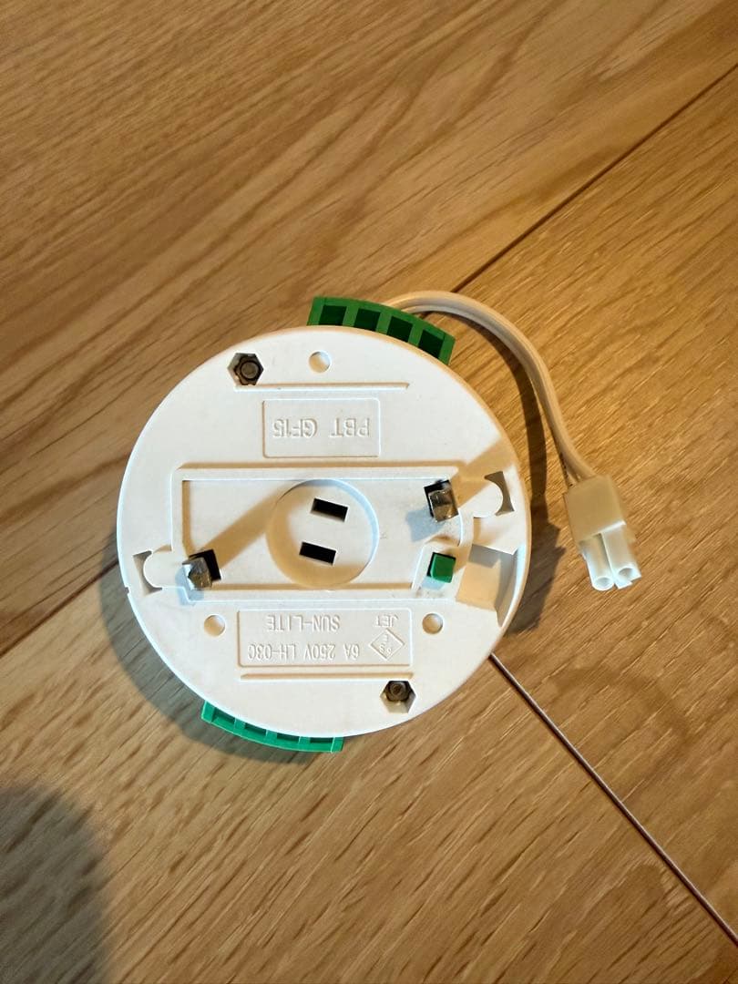 popin Aladdin 2 プロジェクター本体