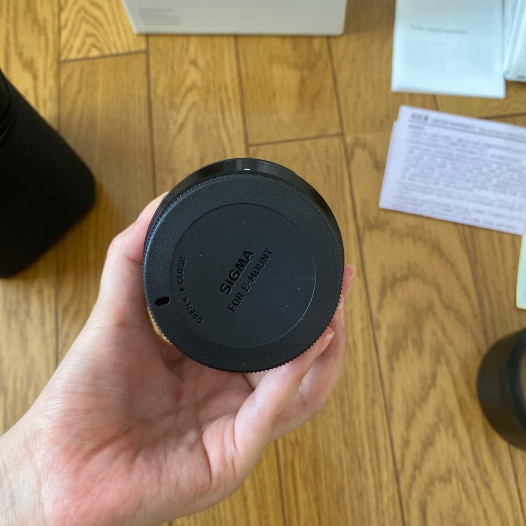 SIGMA 70㎜　F2.8 DG MACRO 49ミリ径　ソニーEマウント用