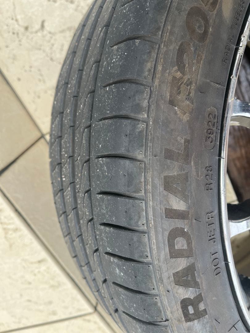 ヨコハマ　コニサーNO.151 18×7.5JJ+50 225/45ZR18