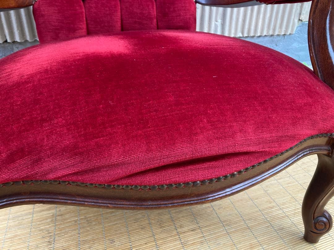 アンティーク調ソファ