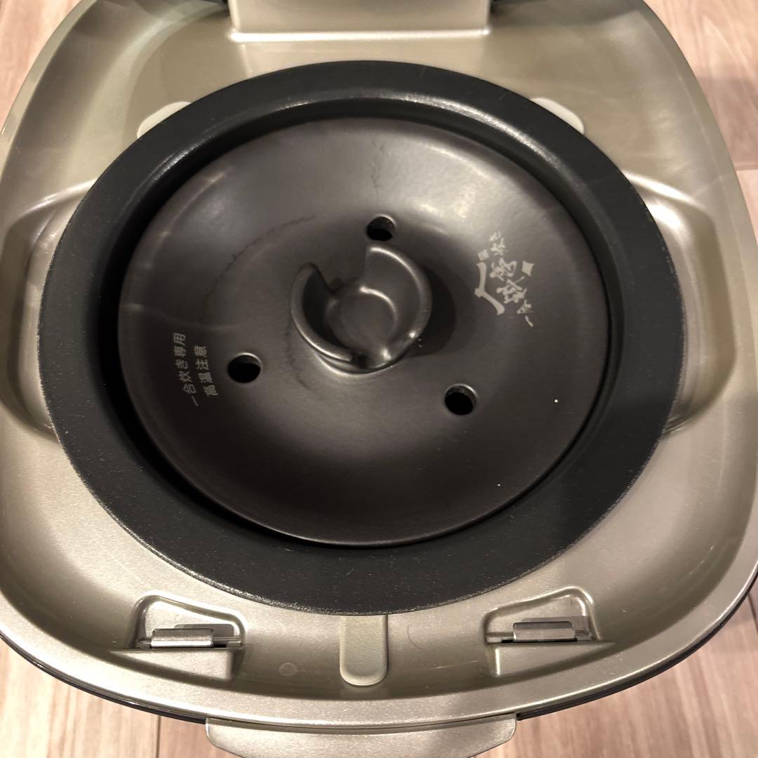 【最高級モデル】タイガー 土鍋ご泡火炊き JPL-S100 炊飯器 5.5合