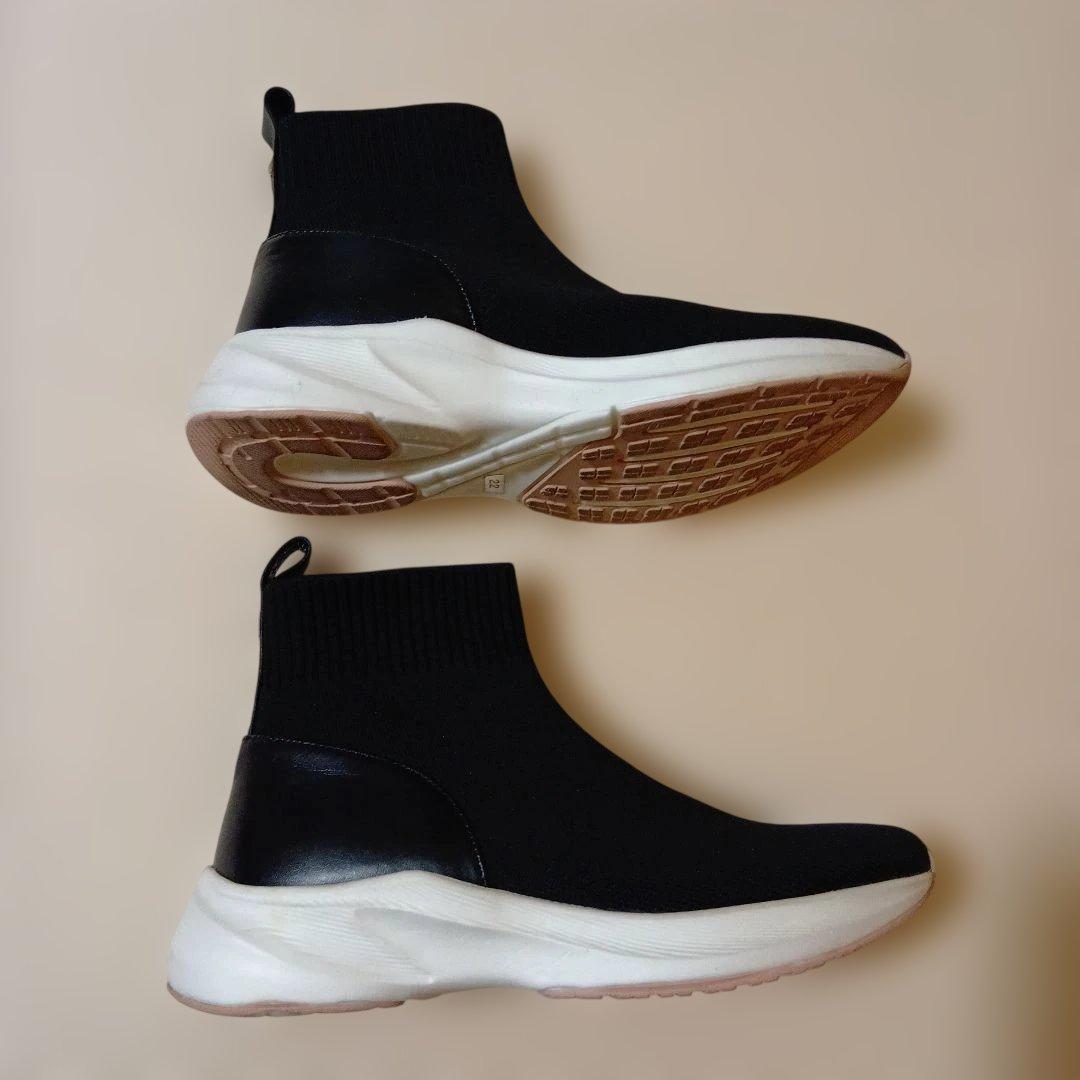 美品　銀座カネマツ　レディースハイカットスニーカー　黒ブラックニットシューズ